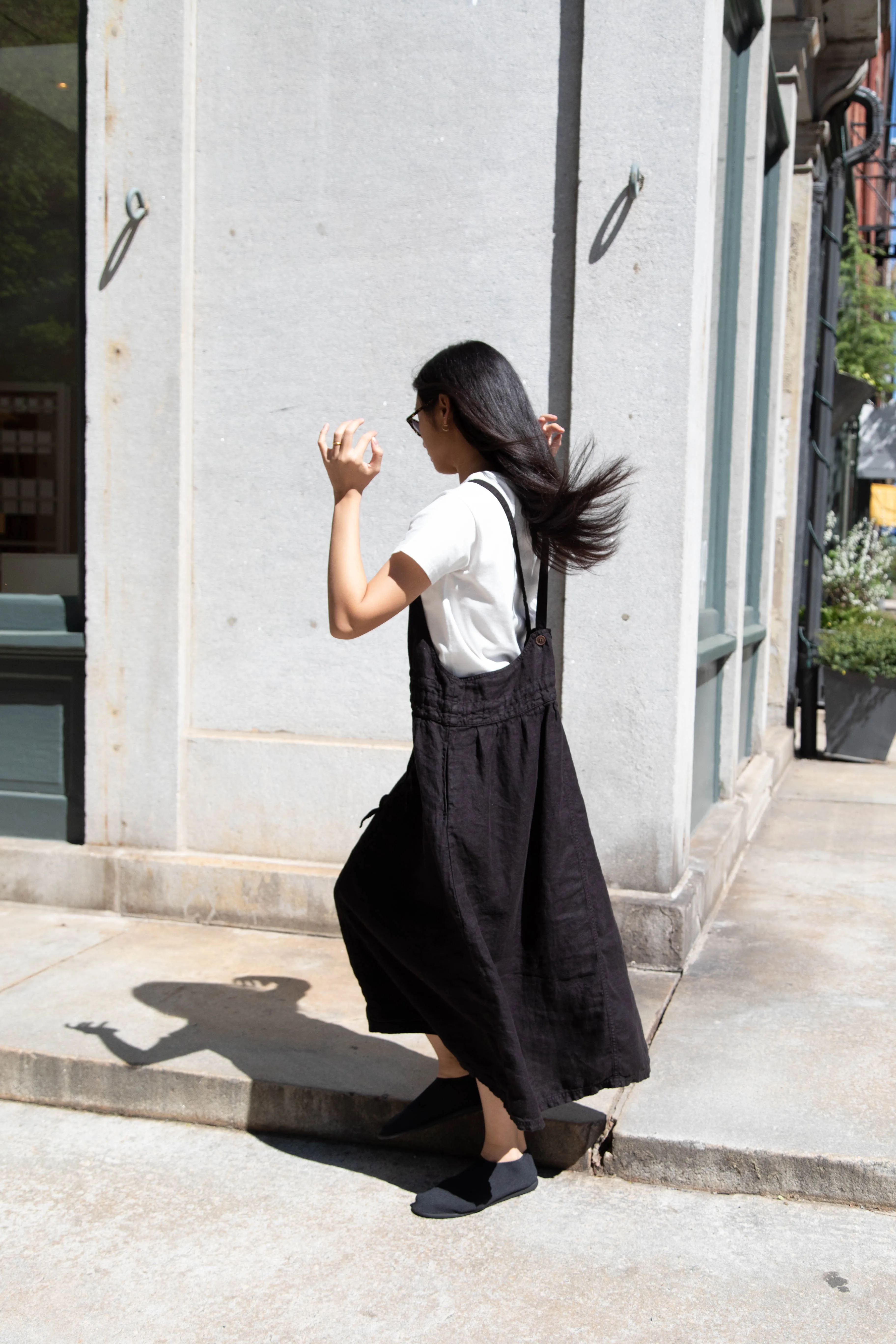 Armen | Linen Apron Dress in Black