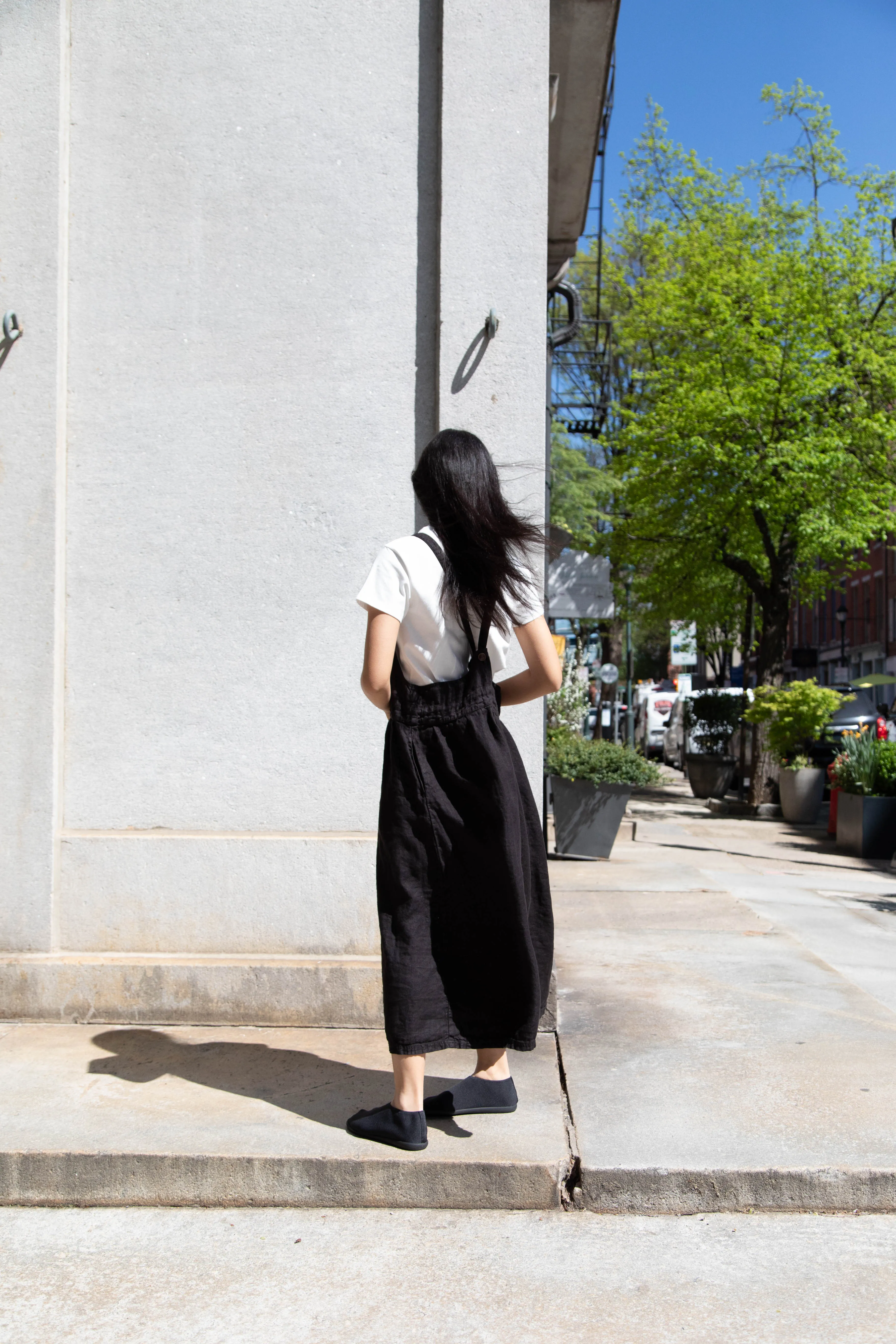 Armen | Linen Apron Dress in Black