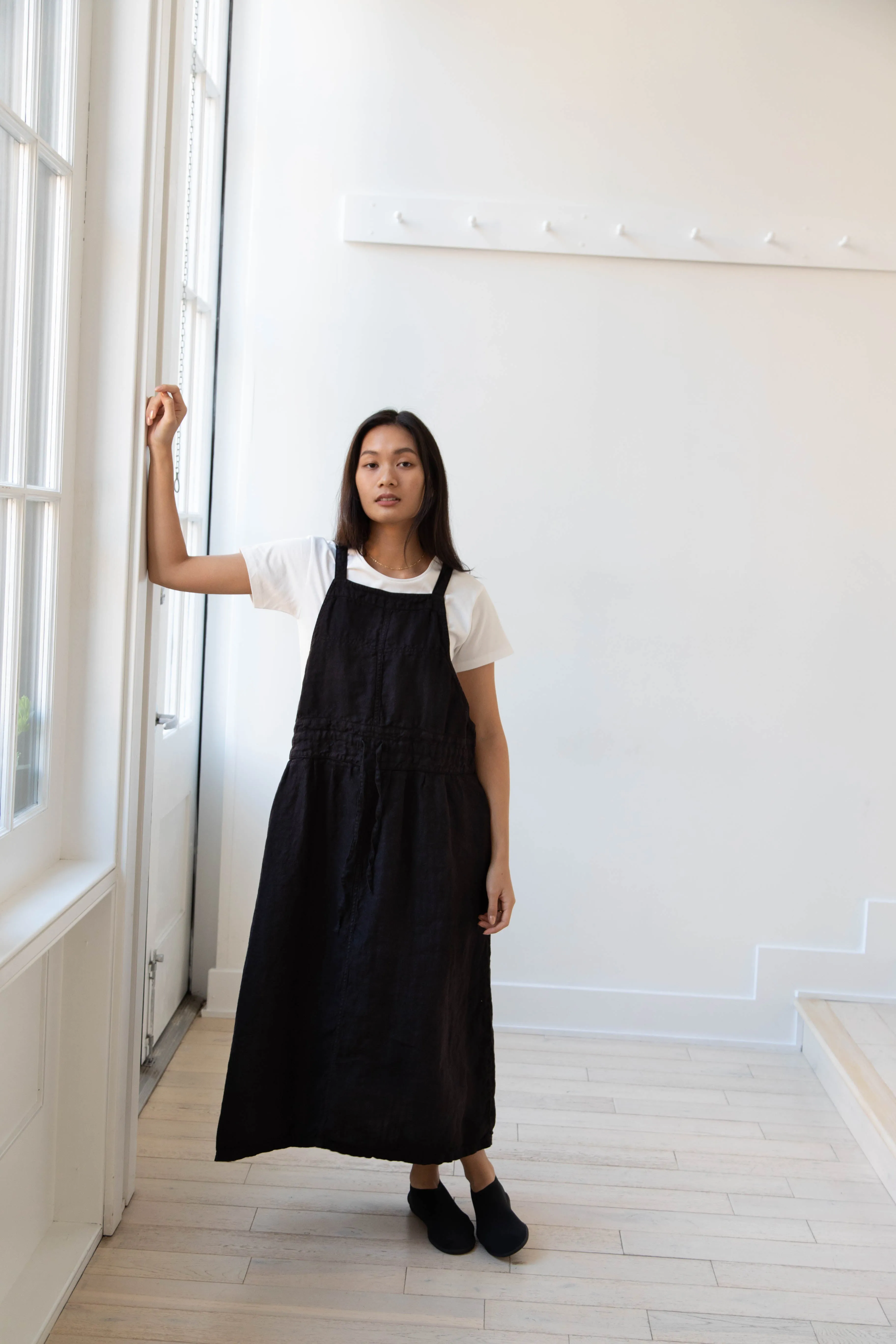 Armen | Linen Apron Dress in Black