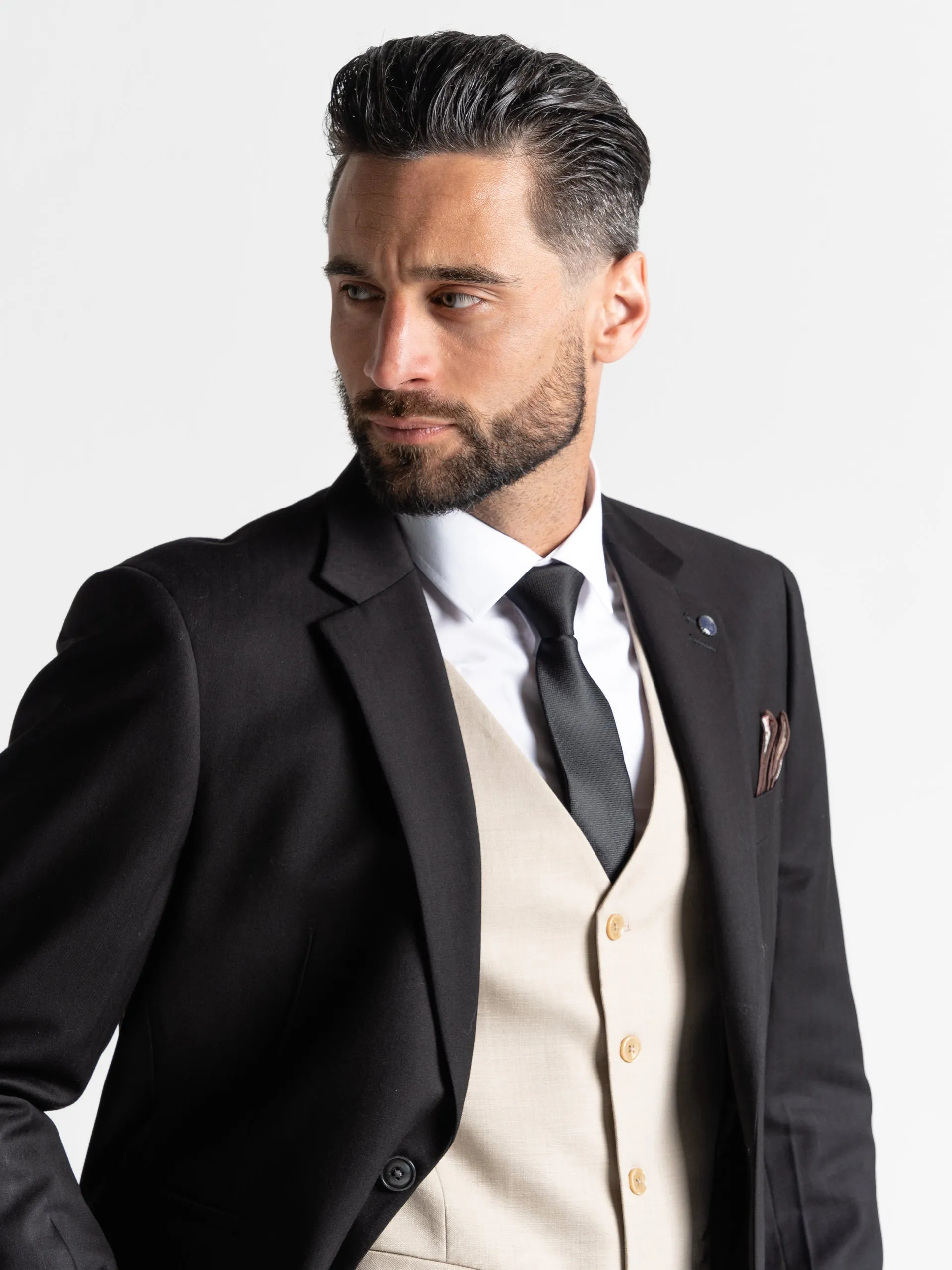 CHARLIE BLACK WITH CREAM WAISTCOAT